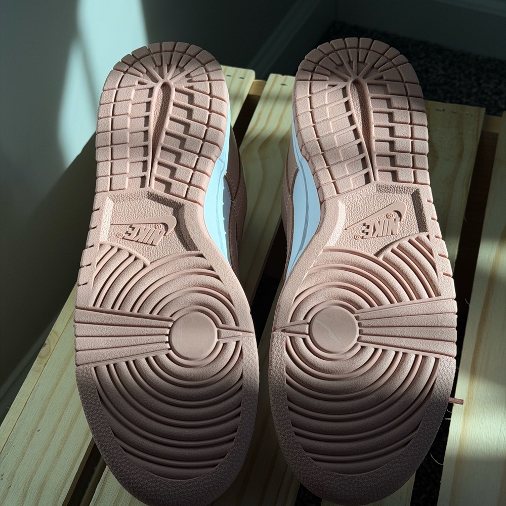 Nike Dunk Low Rose Blush — Women’s 9.5 (New w/o Box) - Picture 4 of 9